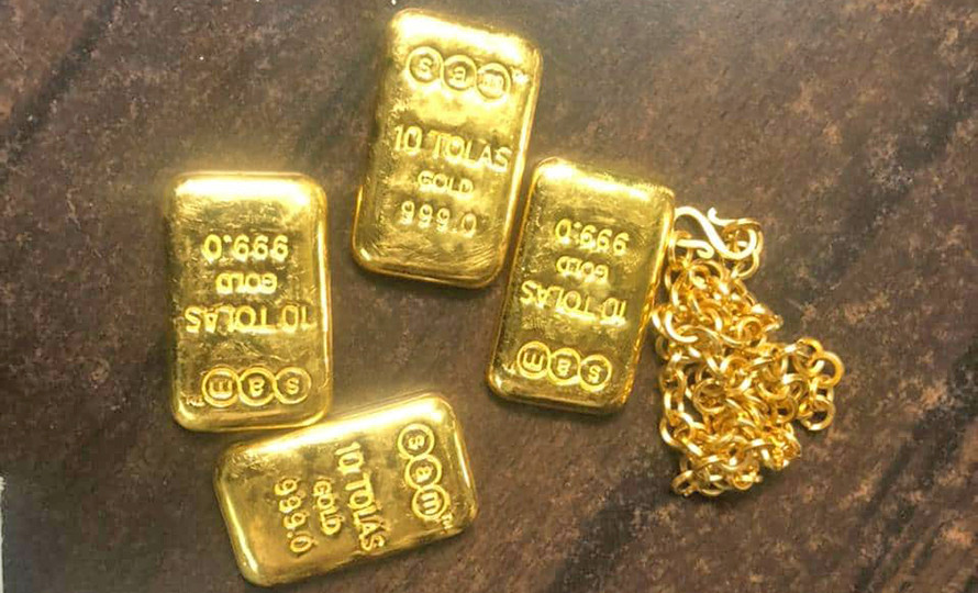 दोलखाबाट चार किलो सुन बरामद, तीन जना पक्राउ