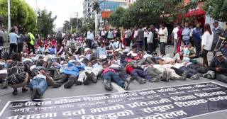 राहत शिक्षक र सरकारबीच सहमति, आन्दोलनको कार्यक्रम स्थगित