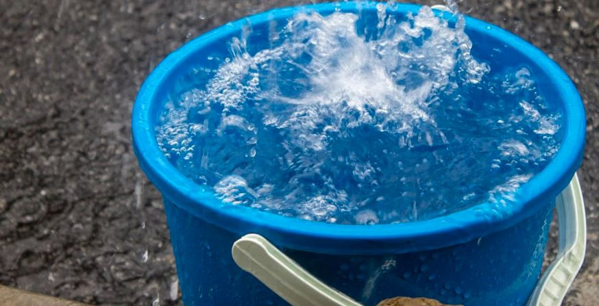 बाल्टिनको पानीमा डुबेर बालकको मृत्यु
