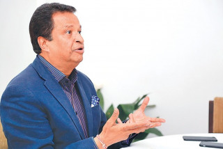 हामीमाथि प्रतिसोध साँधियोः विनोद चौधरी