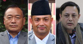 मन्त्रीको शपथ लिँदै पदम, हितबहादुर र डीपी