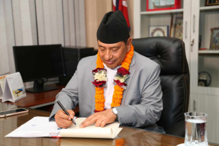 परराष्ट्रमन्त्री श्रेष्ठ चैत ११ गते चीन जाँदै