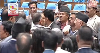 संसदमा केपी ओलीसँग धनराजको के विषयमा भयो 'चर्काचर्की' ?