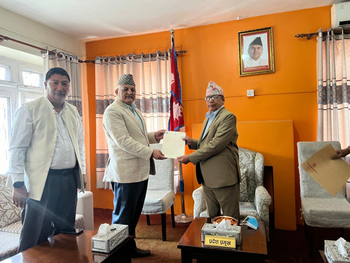 सर्वोच्चको परमादेशपछि पाण्डे गण्डकीको मुख्यमन्त्रीमा नियुक्त