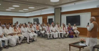 गठबन्धनको असर : मोदी क्याबिनेटमा मन्त्रीको सङ्ख्या २५ प्रतिशतले वृद्धि