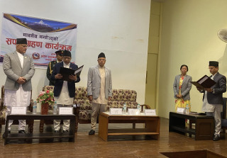 फणिन्द्र देवकोटाले लिए दोस्रोपटक मन्त्री पदको शपथ