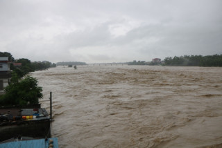 नारायणीमा दुई शव फेला