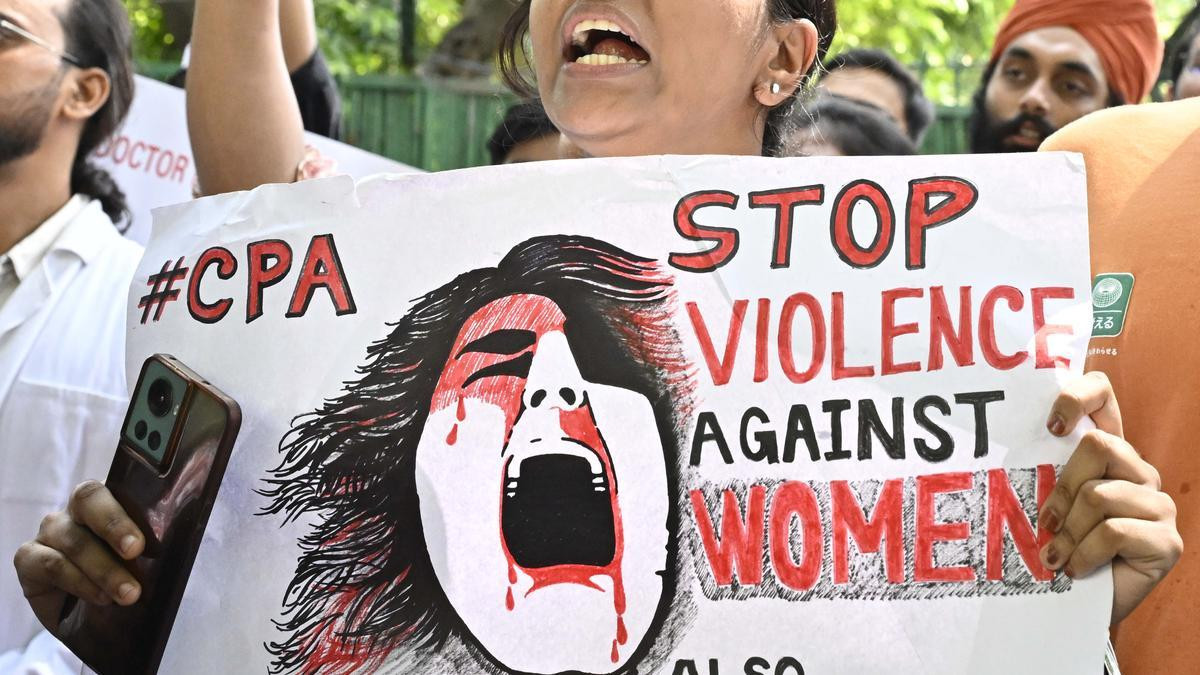 बलात्कार प्रकरण : मेडिकल कलेज तथा अस्पतालमा चिकित्सकको प्रदर्शन जारी