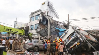 लखनउमा भवन भत्किँदा मृत्यु हुनेको संख्या ८ पुग्यो