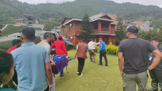 बागलुङकी २० वर्षीया गर्भवतीको नेपाली सेनाको हेलिकप्टरमार्फत उद्धार