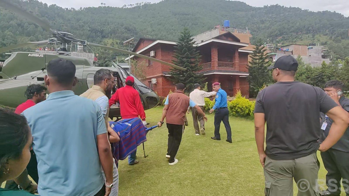 बागलुङकी २० वर्षीया गर्भवतीको नेपाली सेनाको हेलिकप्टरमार्फत उद्धार