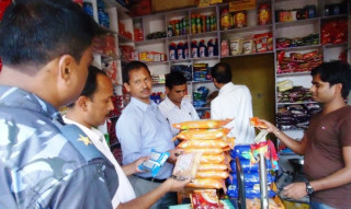 चाडबाड नजिकिएसँगै बजार अनुगमनमा सक्रियता बढ्यो, काठमाडौँ उपत्यकामा तीनवटा टोली परिचालन