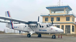 हवाई उडान नियमित नहुँदा यात्रु समस्यामा