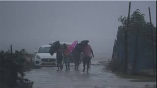 दाना चक्रवात ओडिशामा बज्रियो,नेपालमा कस्तो असर पर्ला ?