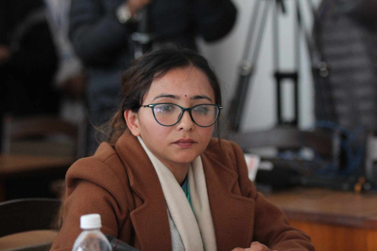 सांसद तोसिमाको पद रहने/नरहने फैसला आज