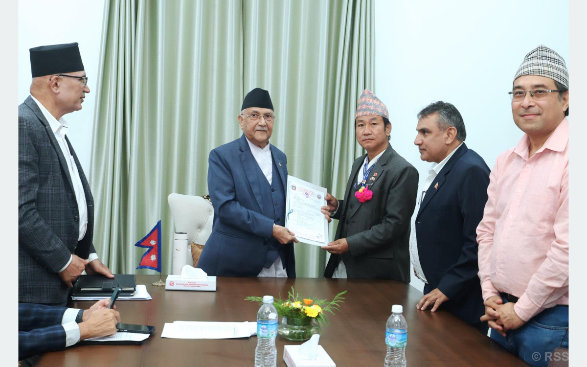धरानवासीलाई खानेपानीको प्रबन्ध गर्ने प्रक्रिया अघि बढ्यो : प्रधानमन्त्री