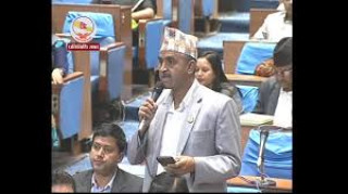 शिक्षक आन्दोलनलाई सरकार ढाल्ने अस्त्र बनाउन खोजियो :  सांसद गैरे