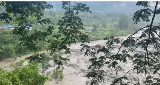 बाजुरा बाढी अपडेटः एघार घर बगायो, सात घरमा क्षति