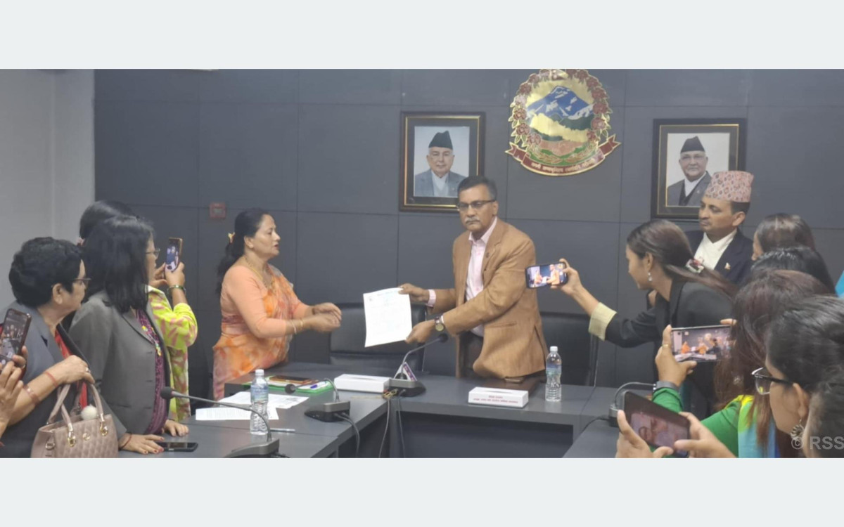 बहुविवाहलाई छुट दिने कानुन रोक्न महिला सङ्घको आग्रह