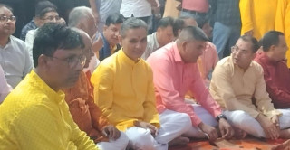 गृहमन्त्री अर्यालद्वारा छठीमाताको दर्शन