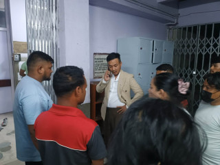 गणेश नेपालीको स्वास्थ्य अवस्था बुझ्न गृहमन्त्री गुरुङ वीर अस्पताल पुगे